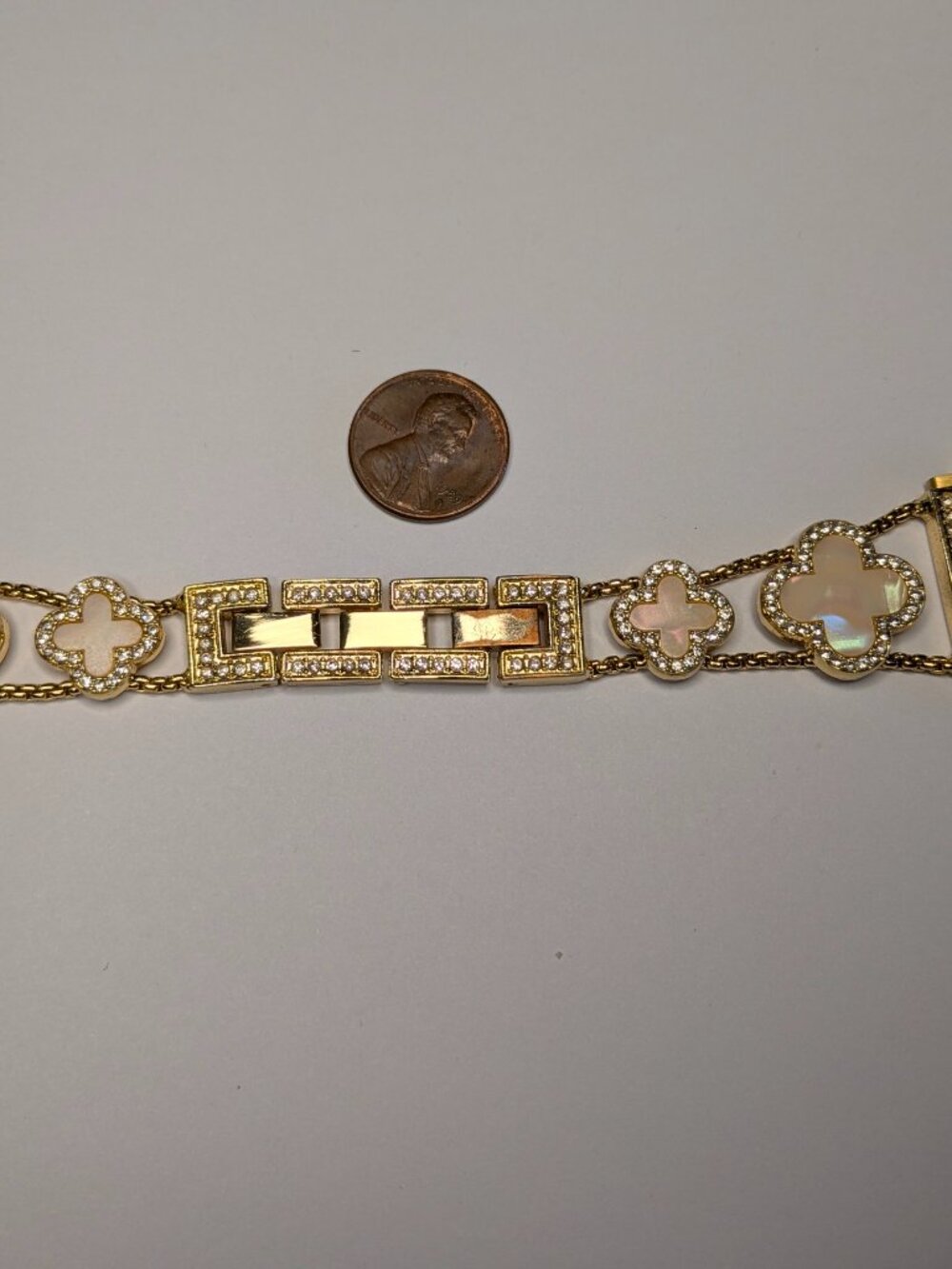 Gold Tone Clover Charm Apple Watch Band – MOP Inlay & Rhinestone Accents, 6"